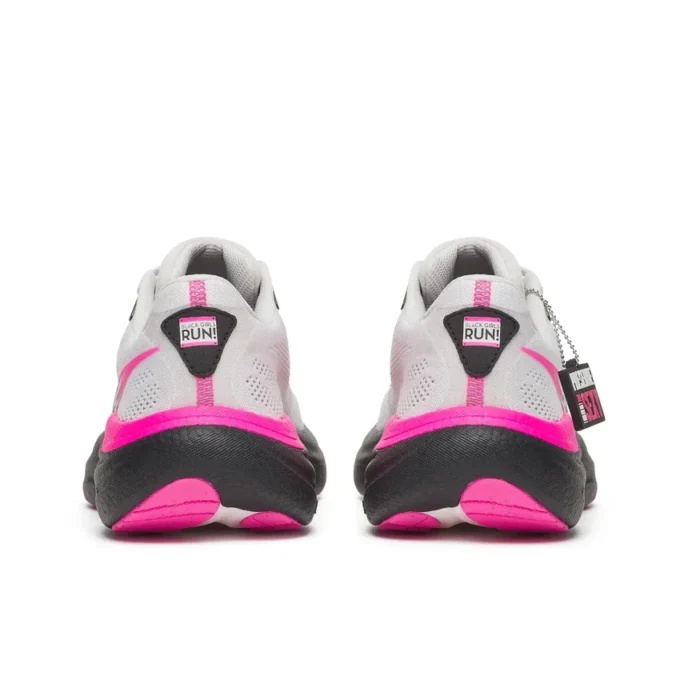 Damen Black Girls Run x Saucony Ride 19