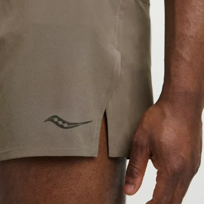 Herren-Shorts Outpace 2,5″ Split