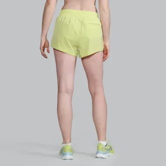 Outpace 3″ Shorts für Damen
